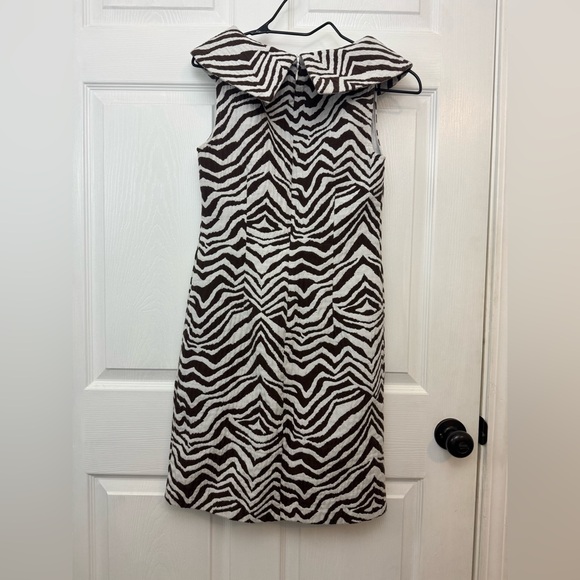 Dana Buchman Women’s Brown and White Zebra Midi Dress Size 4 - Picture 2 of 3